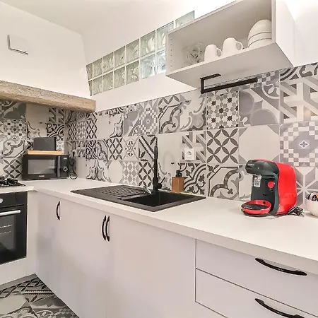 Apartament Hyper Centre Terrasse Wifi La Pierre D'histoire *
