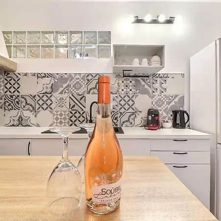 Apartament Hyper Centre Terrasse Wifi La Pierre D'histoire *