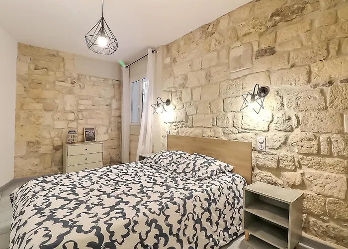 Apartamento Hyper Centre Terrasse Wifi La Pierre D'histoire *